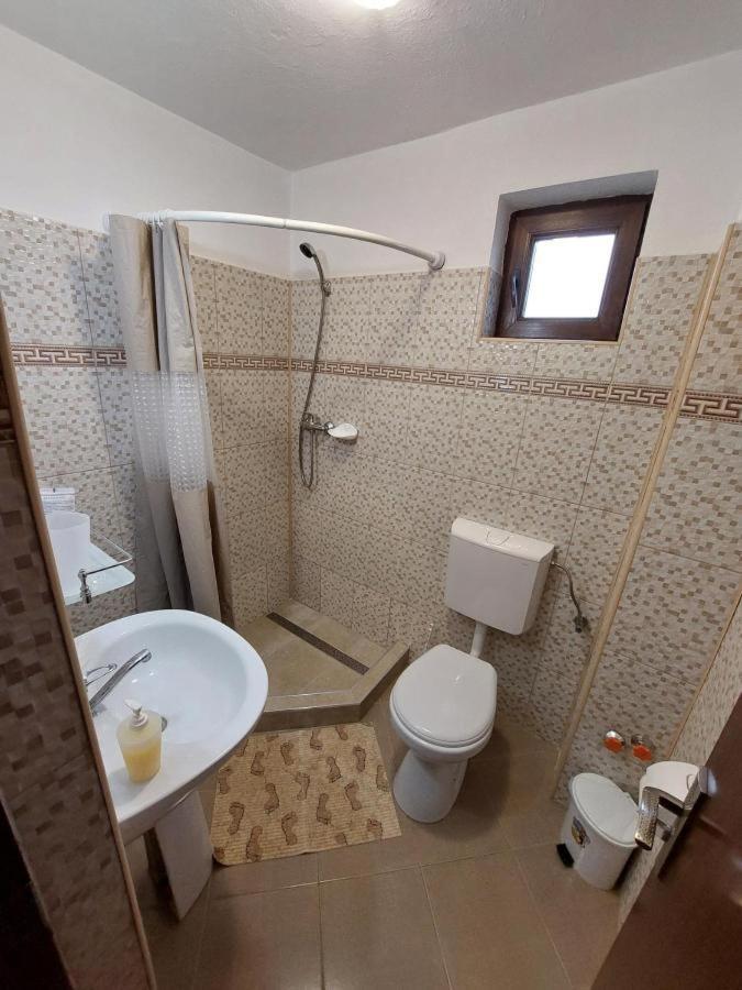 Hotel Casa Fabrizio Călimăneşti Exterior foto